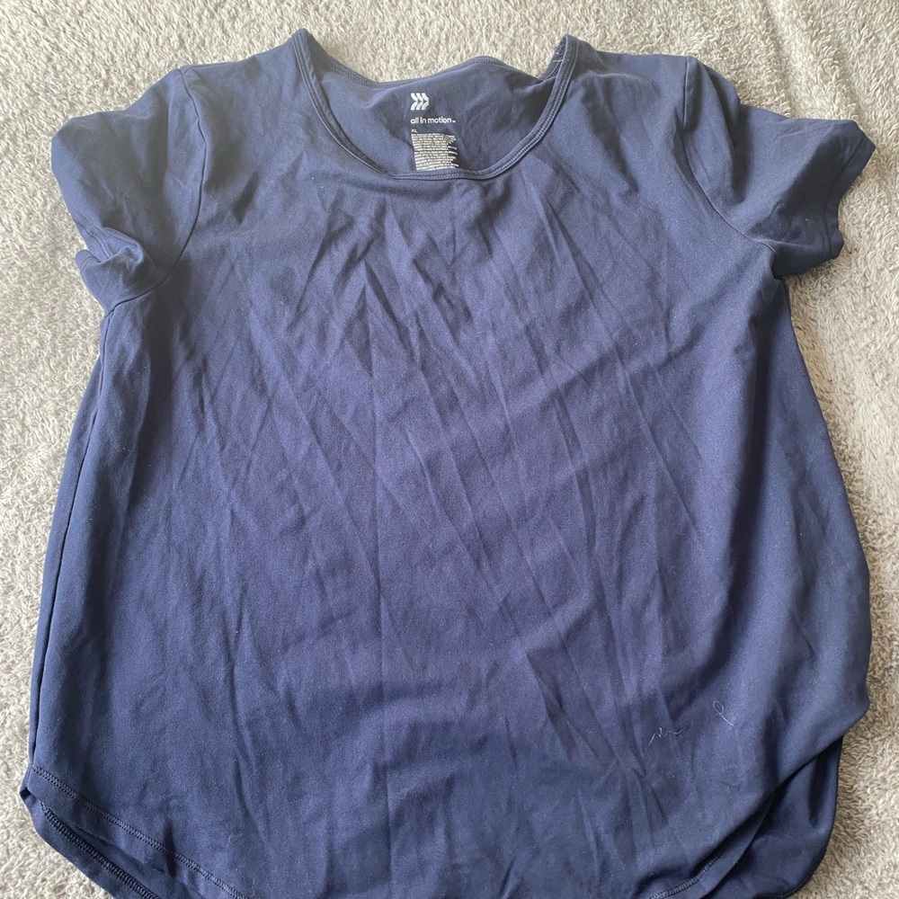 Women’s crewneck short sleeve t-shirt